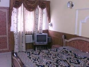 Hotel Shane Avadh Faizābād Buitenkant foto